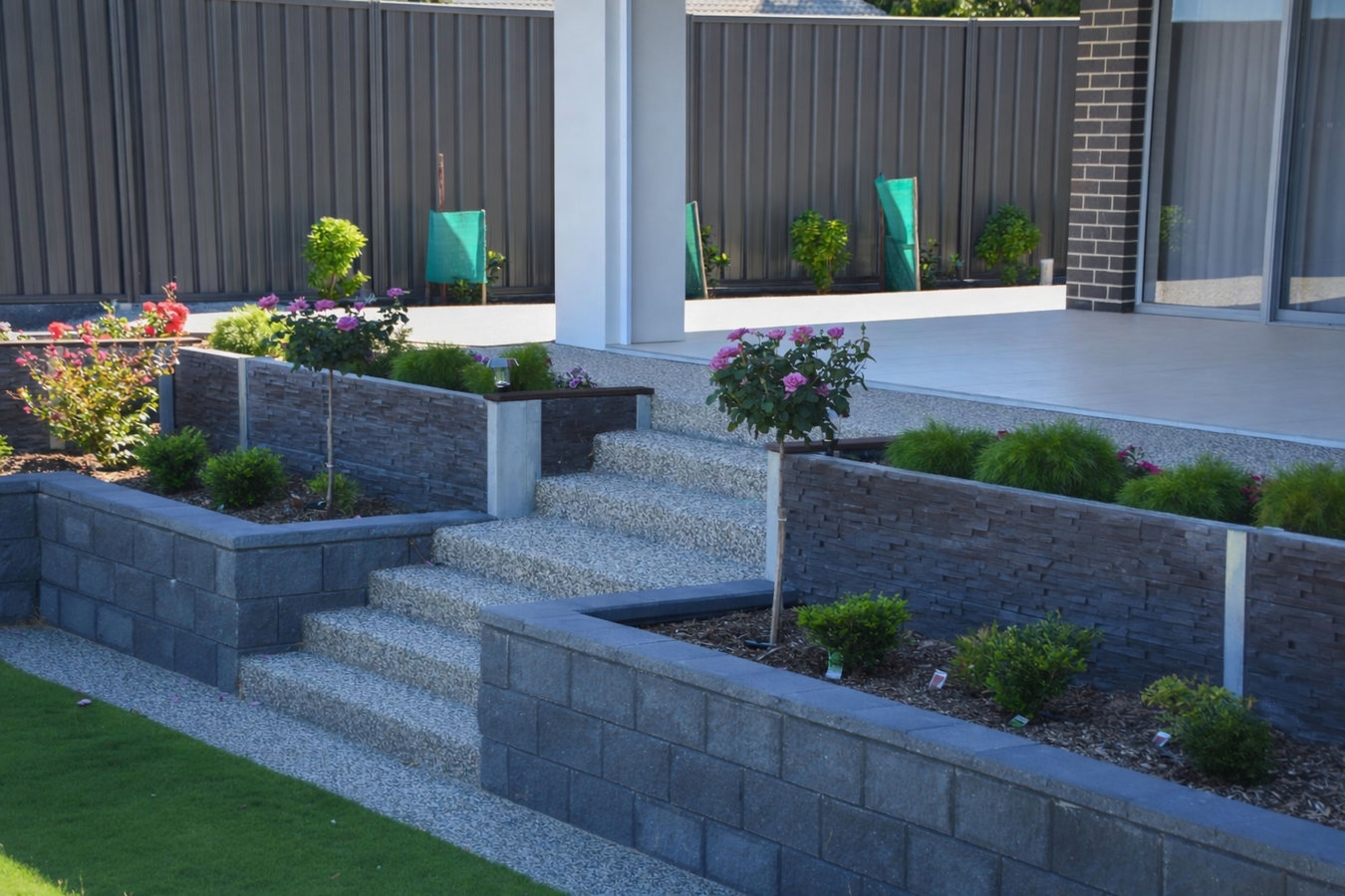 Concrete retaining walls