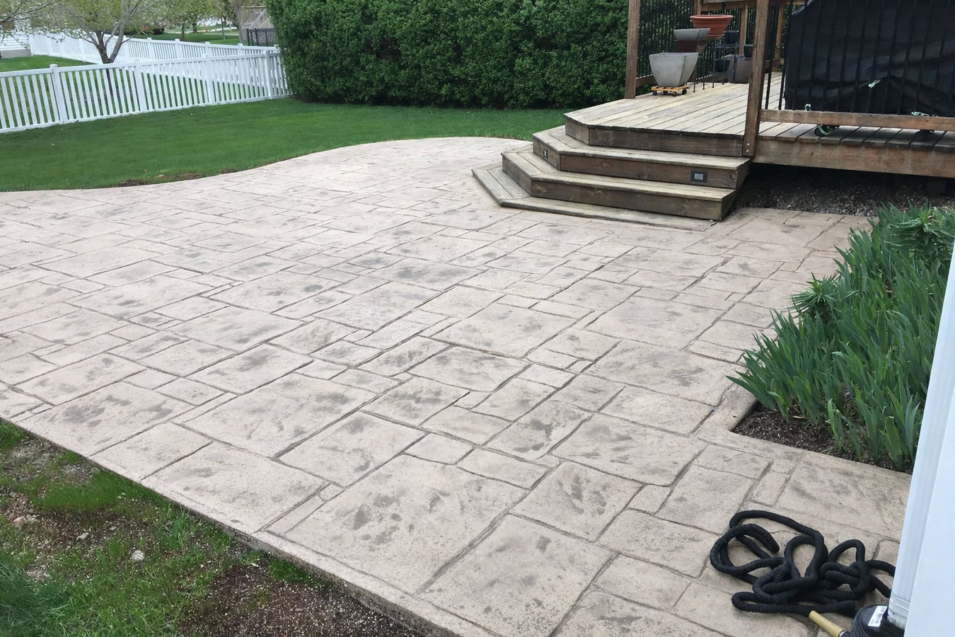 Shelton Concrete - concrete contractor working in Shelton, CT